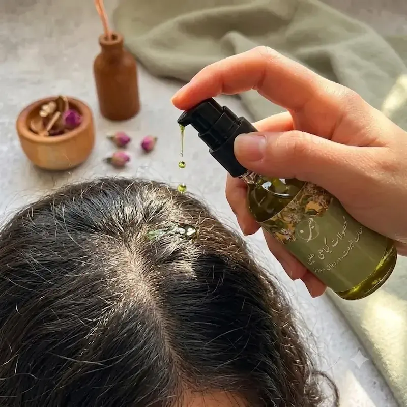 خرید روغن رزماری برای مو